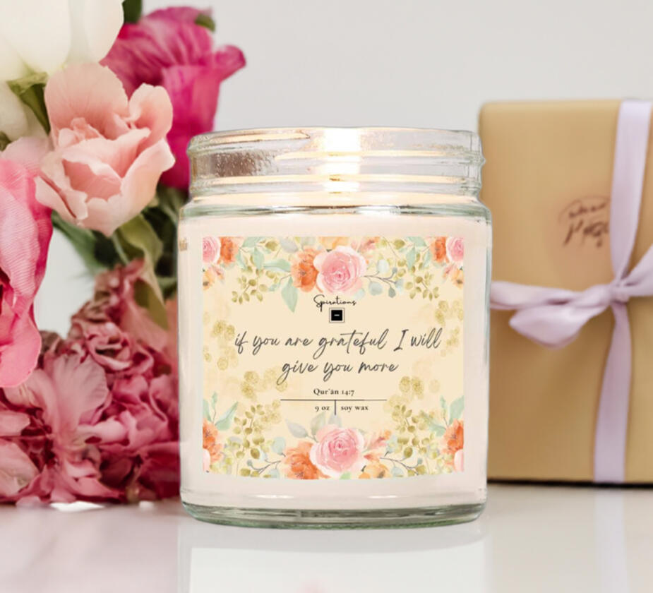 Spiritual Gift Candle Islamic Home Collection Handmade Soy Wax Quran Verse Design Clear Glass Container Muslim Wedding Present Beautiful Religious Decor Premium Quality Construction Hand Poured Essential Ramadan Gift Collection Gift
